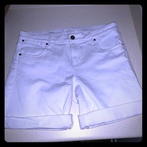 KUT from the Kloth boyfriend shorts